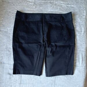Daisy Fuentes black shorts size 12